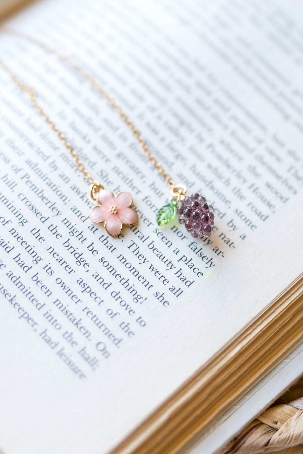 Blackberry Blossom Chain Bookmark