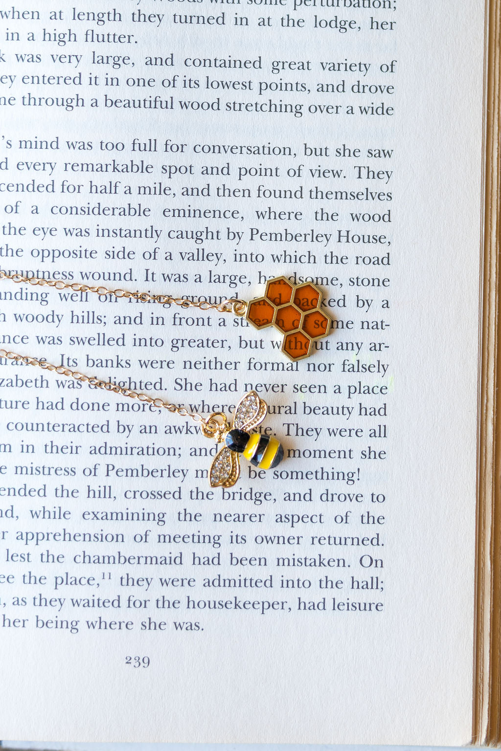 Bumble Bee Chain Bookmark