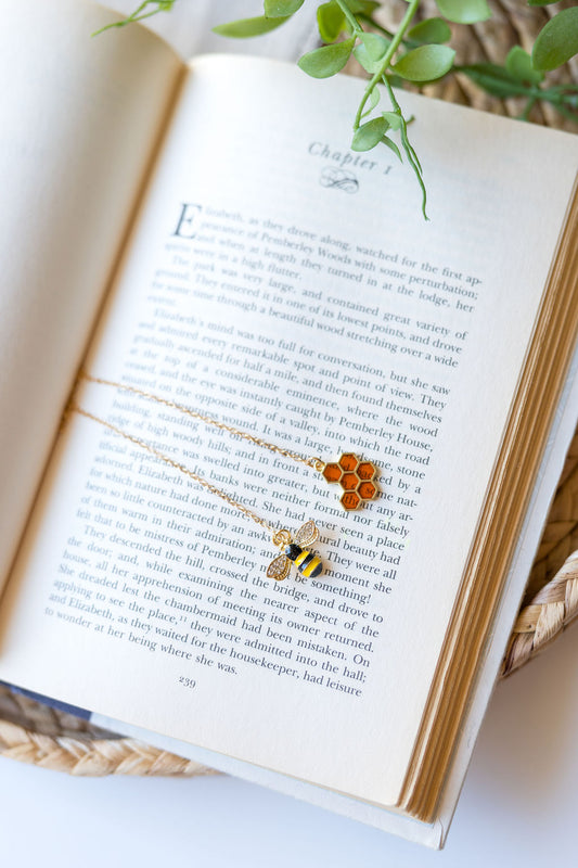 Bumble Bee Chain Bookmark