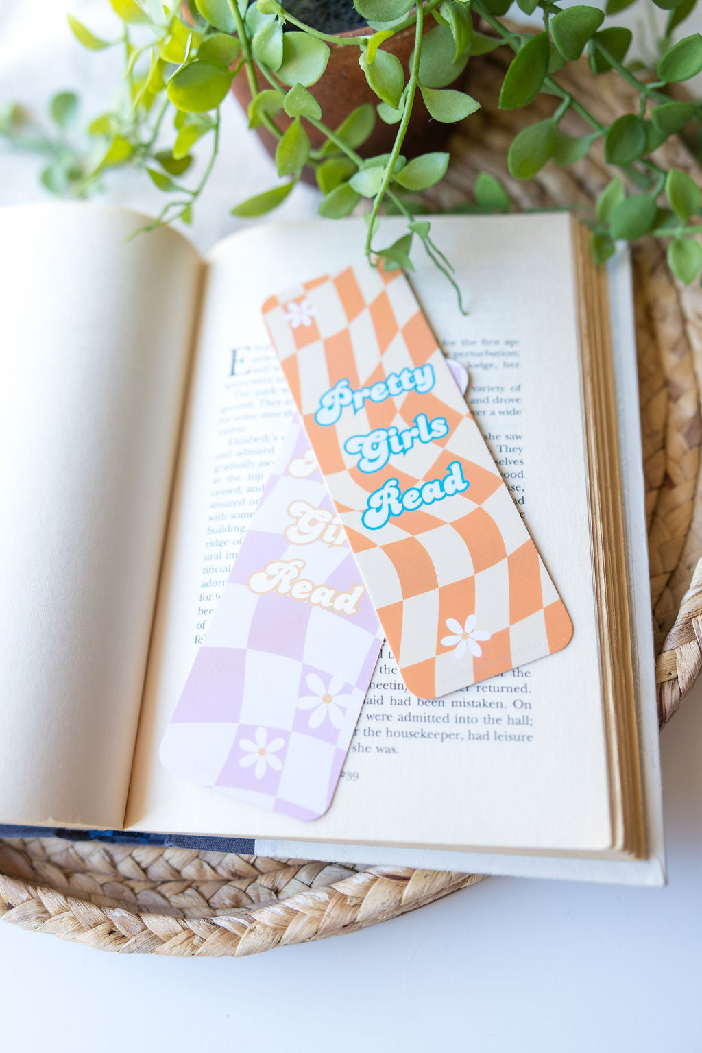 Pretty Girls Read Bookmark