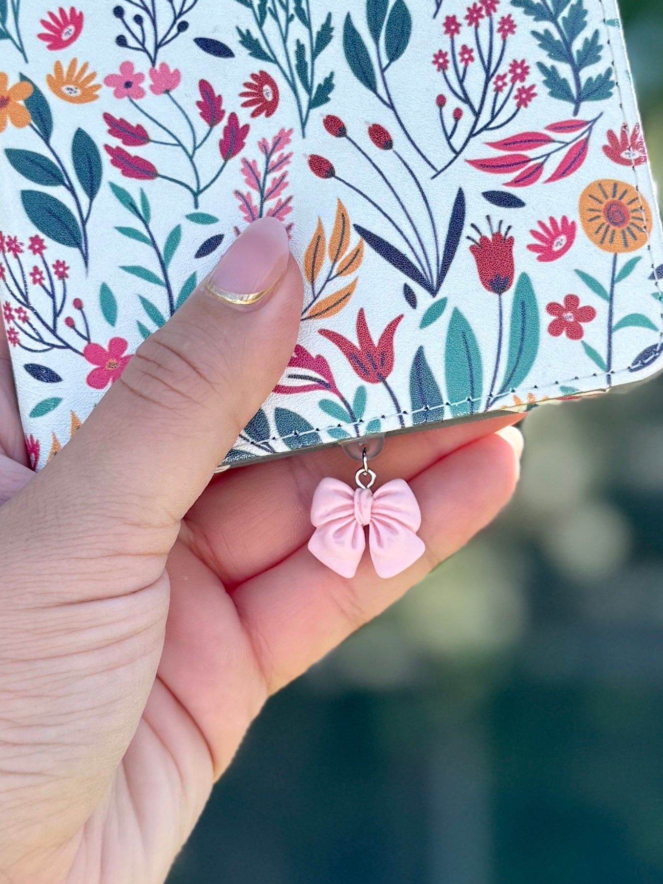 Puffy Bow USBC Charm