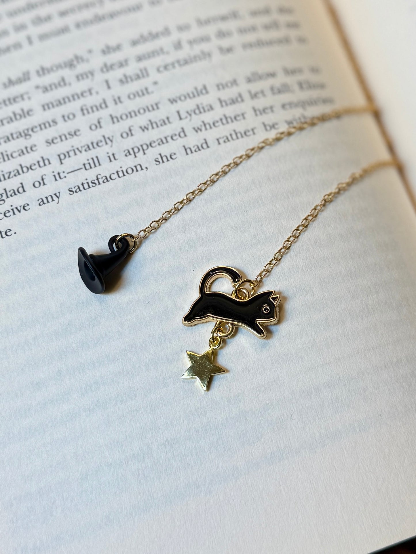 Witch's Cat Chain Bookmark