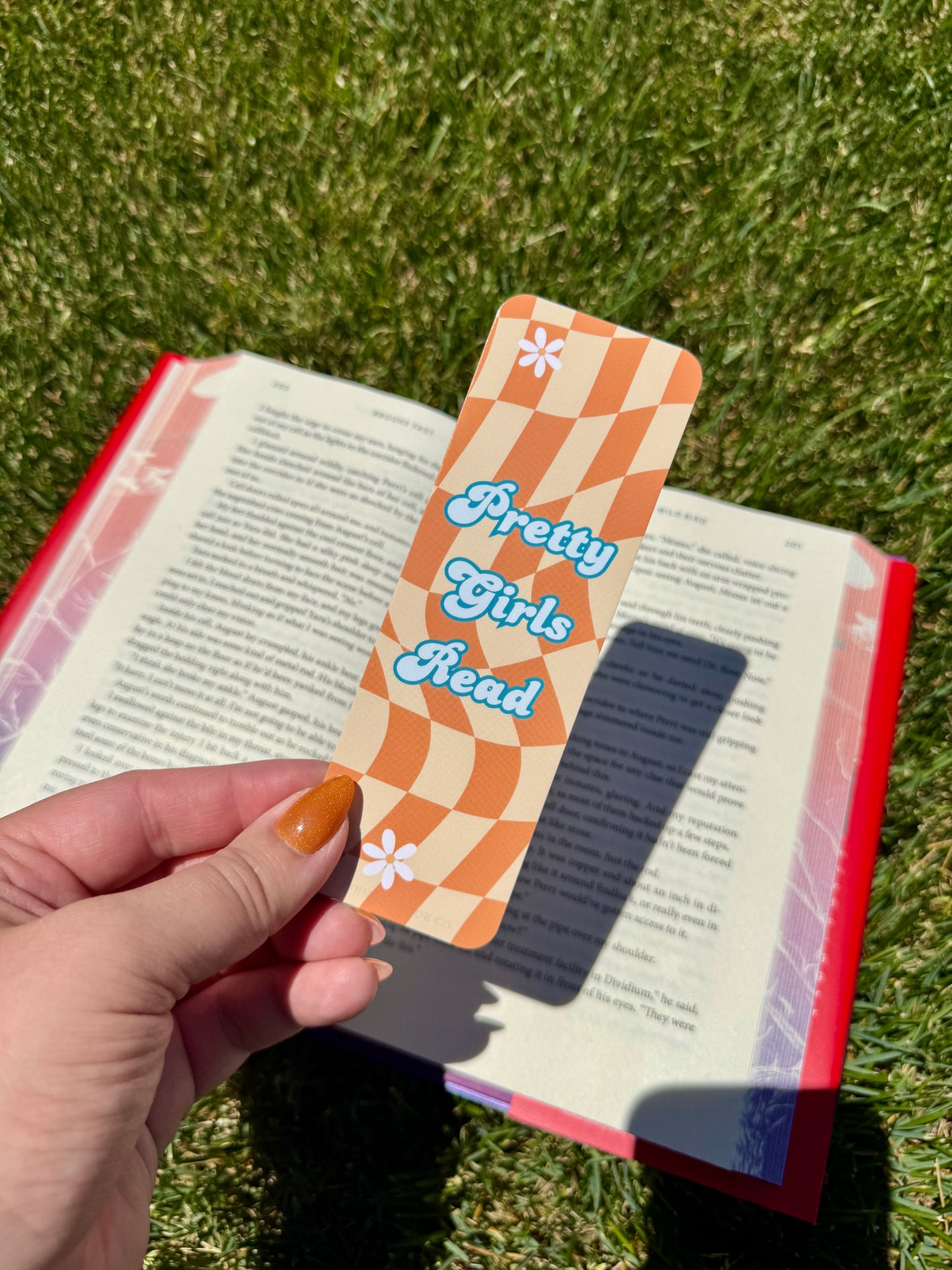 Pretty Girls Read Bookmark