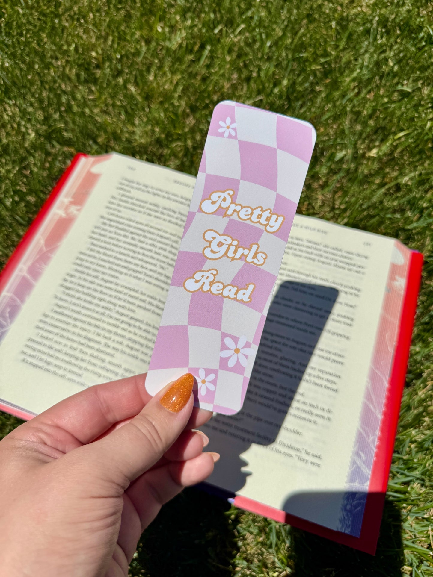 Pretty Girls Read Bookmark