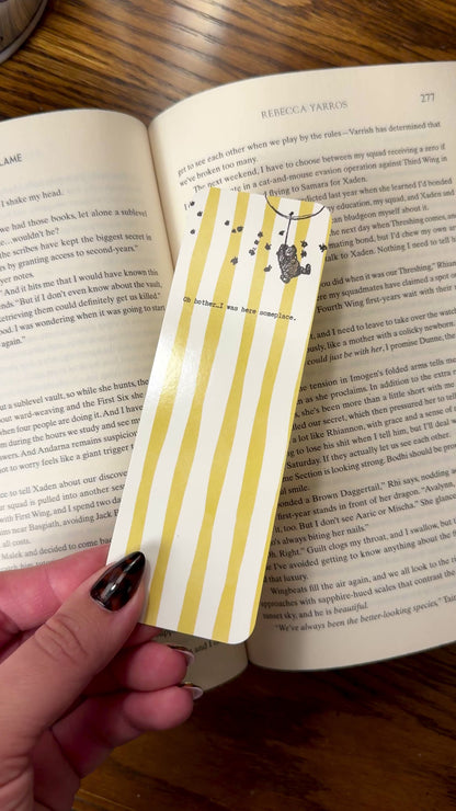 Winnie-The-Pooh Paper Bookmark